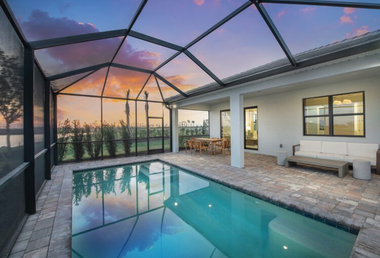 Outdoor lanai and pool of Pulte Home model, the Yorkshire.