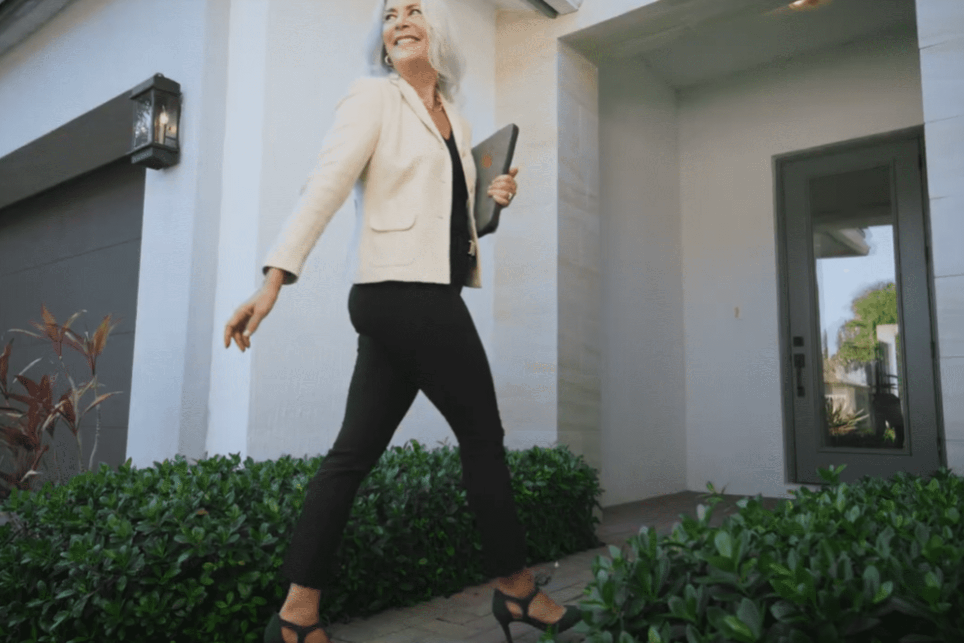 This Is Not A Realtor